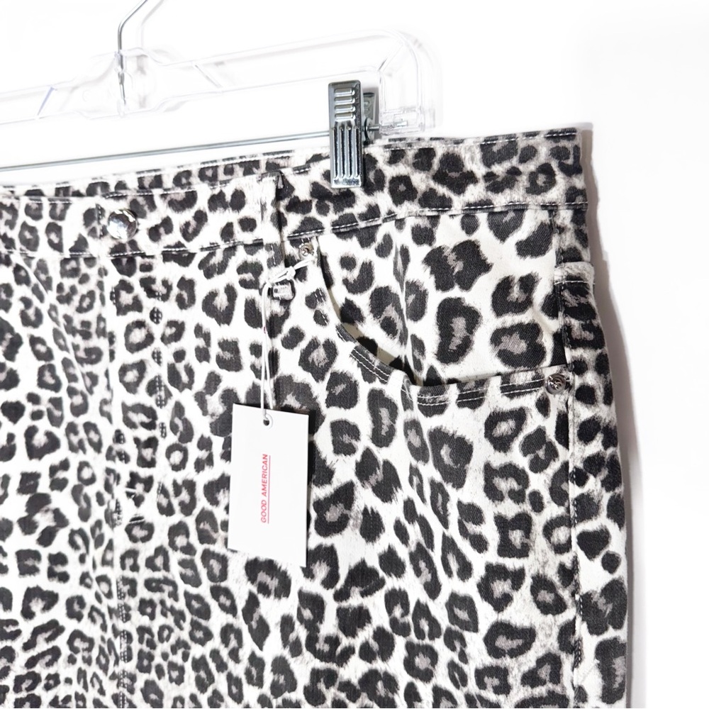 NWT Good American Leopard Print Fringe Hem White Black Jean Skirt Size 18 - Picture 3 of 12
